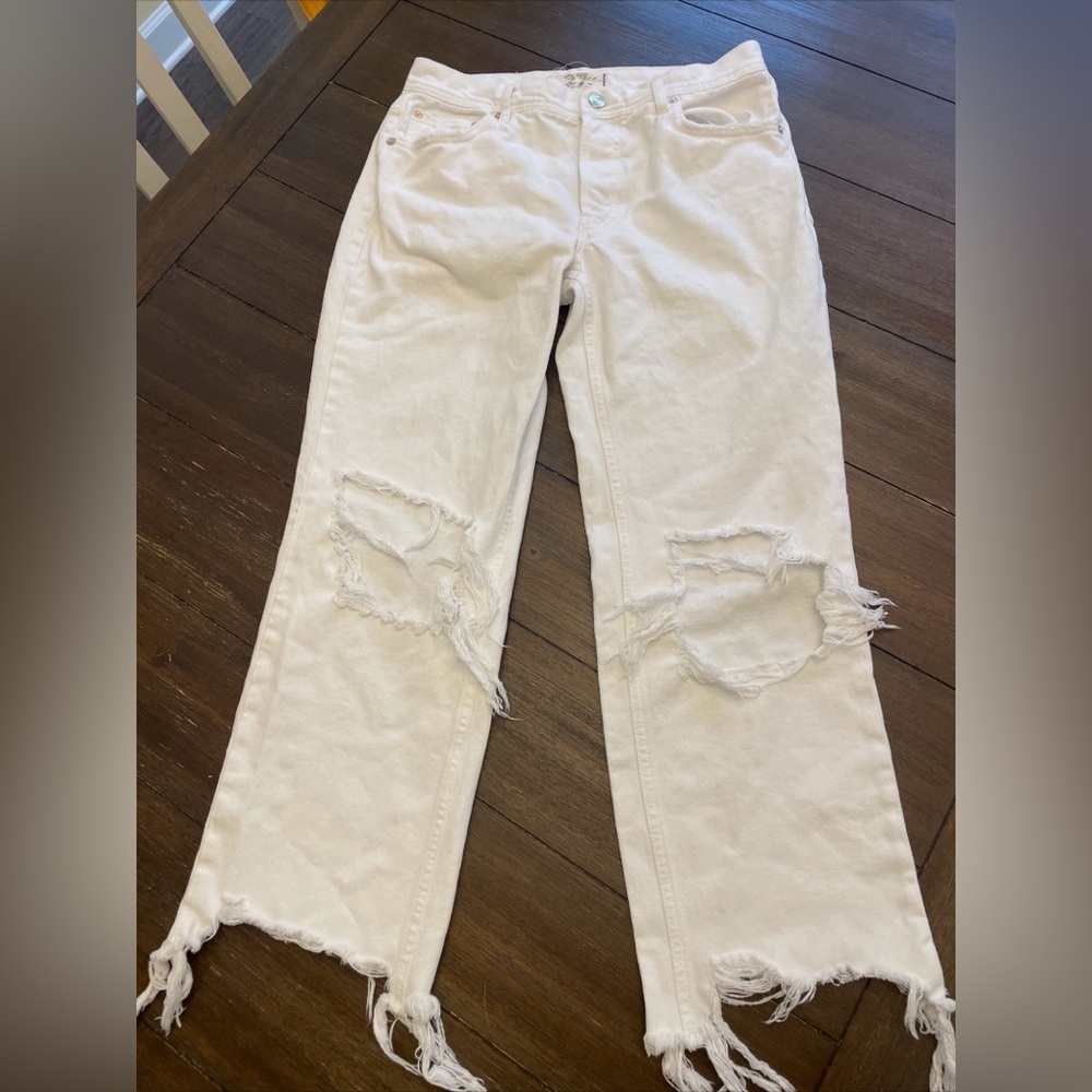 We The Free Bohemian 100% Cotton Distressed Crop White Jeans 27